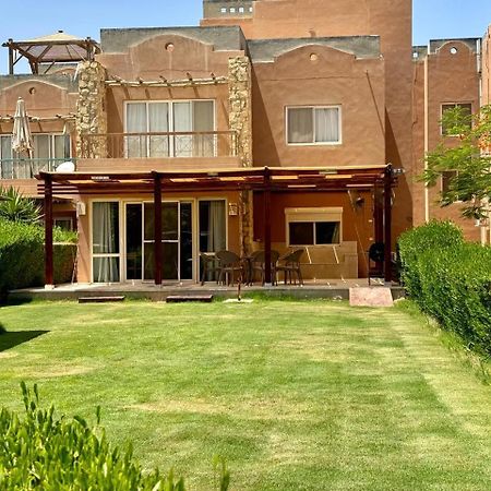 Palermo Chalet In Marina Wadi Degla Ain Sokhna With 250 Sqm Private Garden & Near To The Beach Villa Ain Sukhna Exterior foto